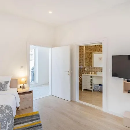 Casa de Férias Feriatum Lissa *