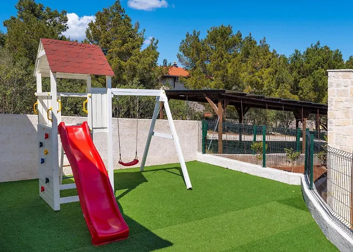 Feriatum Lissa Nyaraló Zára